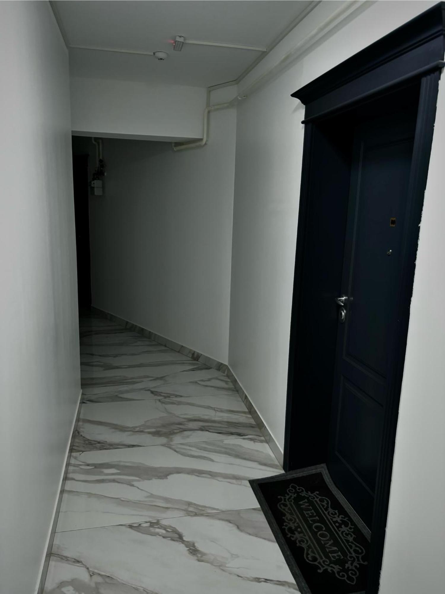 Sky View - Free Parking Appartement Iasi Buitenkant foto