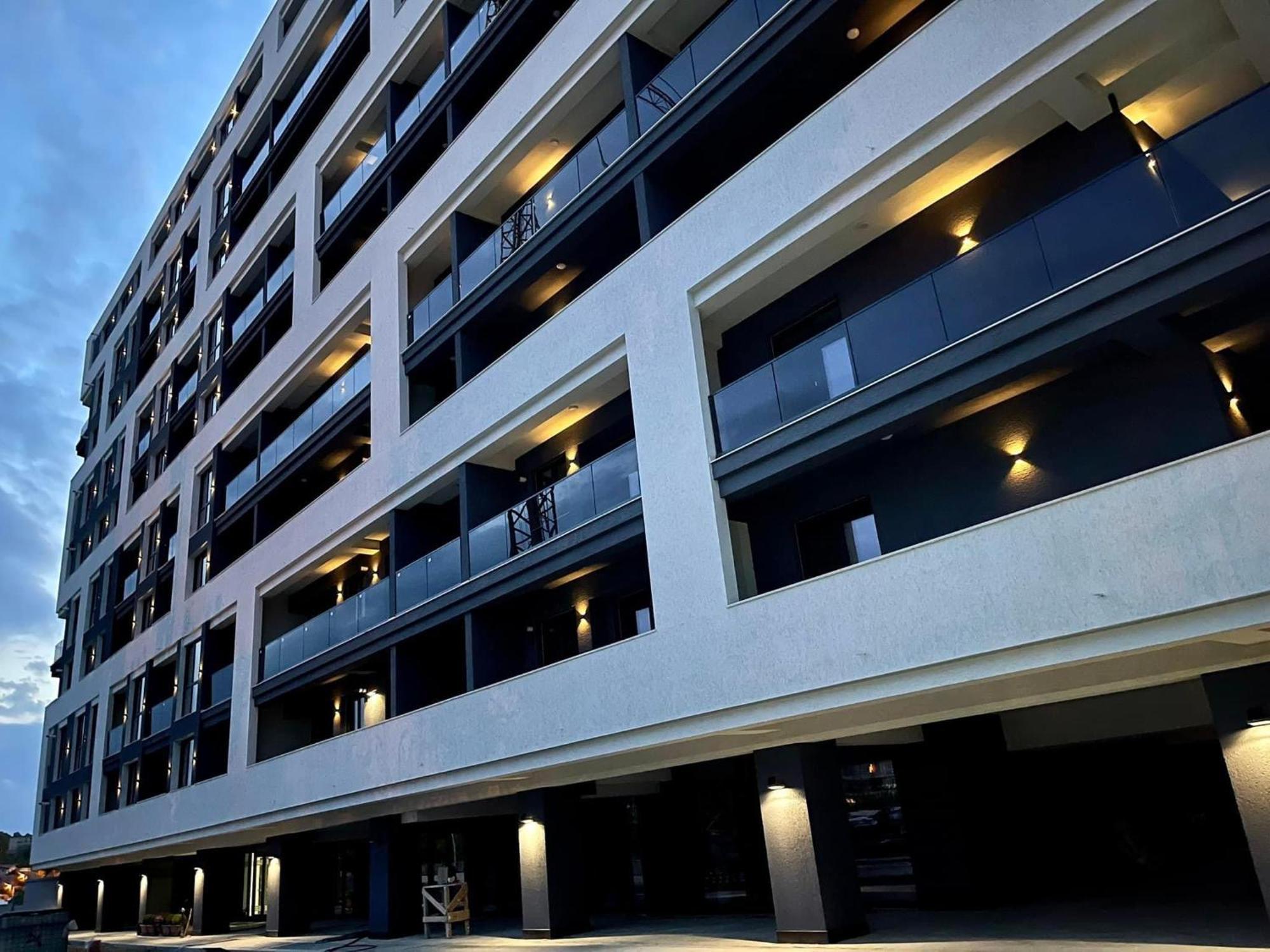 Sky View - Free Parking Appartement Iasi Buitenkant foto