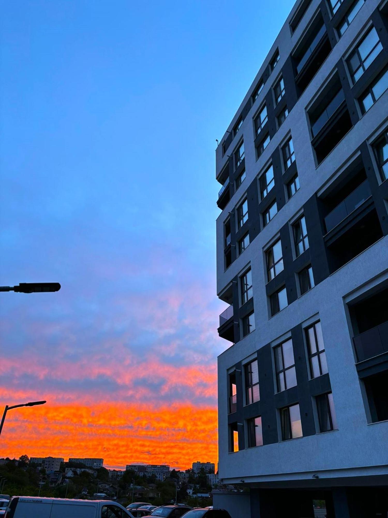 Sky View - Free Parking Appartement Iasi Buitenkant foto