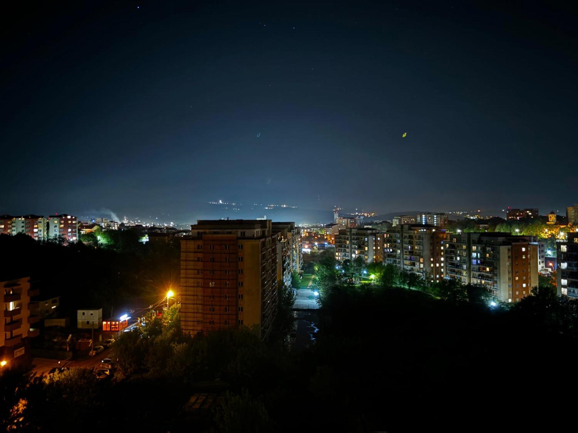 Sky View - Free Parking Appartement Iasi Buitenkant foto