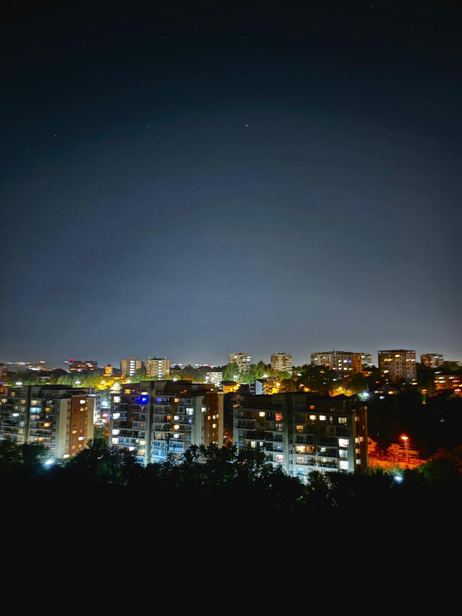 Sky View - Free Parking Appartement Iasi Buitenkant foto