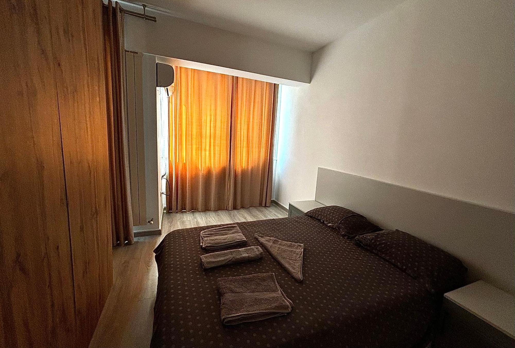 Sky View - Free Parking Appartement Iasi Buitenkant foto