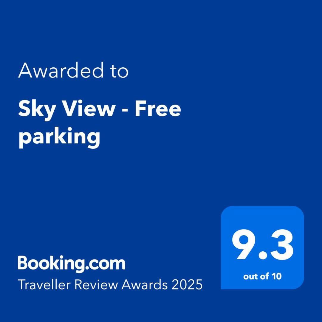 Sky View - Free Parking Appartement Iasi Buitenkant foto