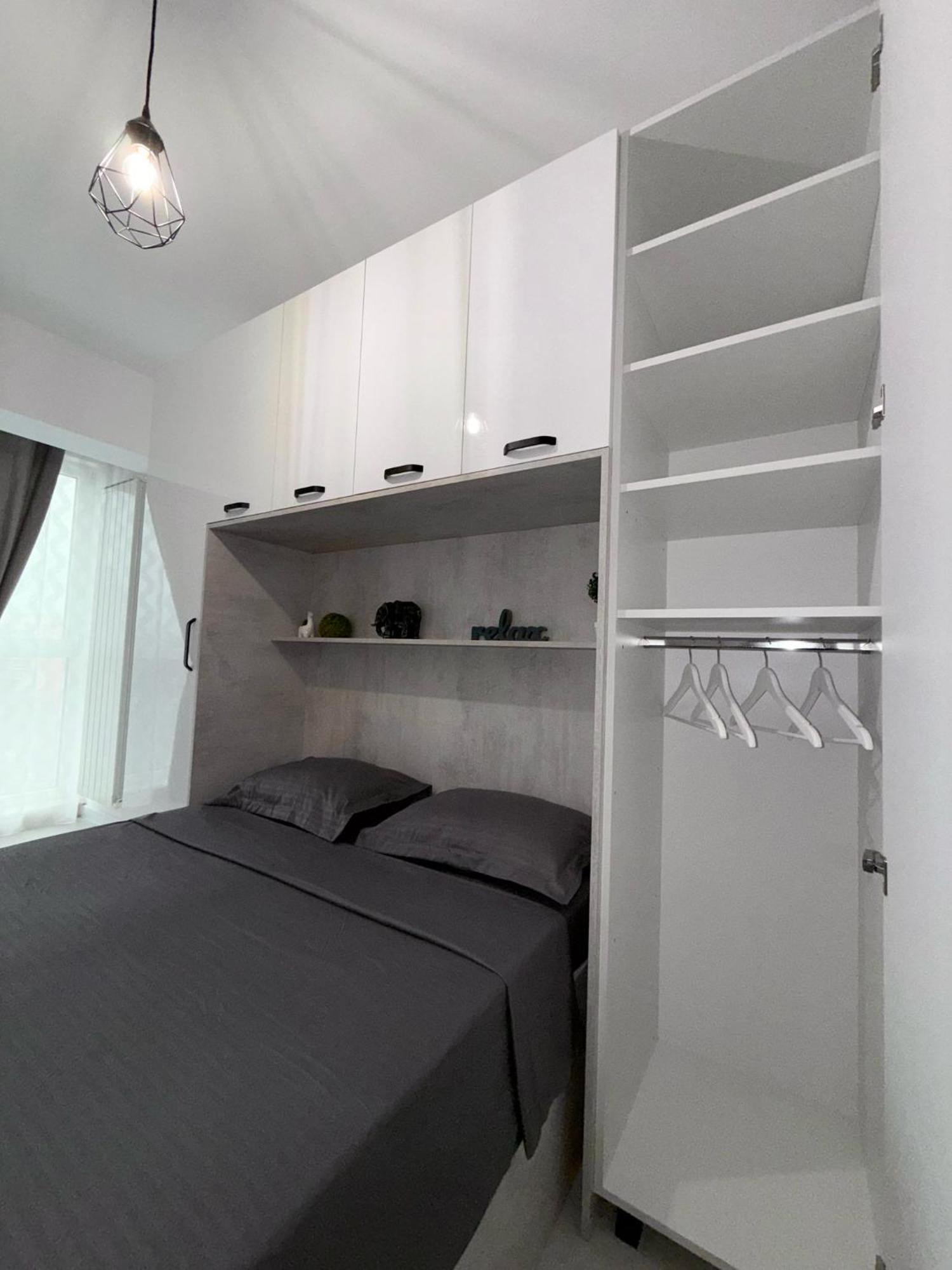 Sky View - Free Parking Appartement Iasi Buitenkant foto